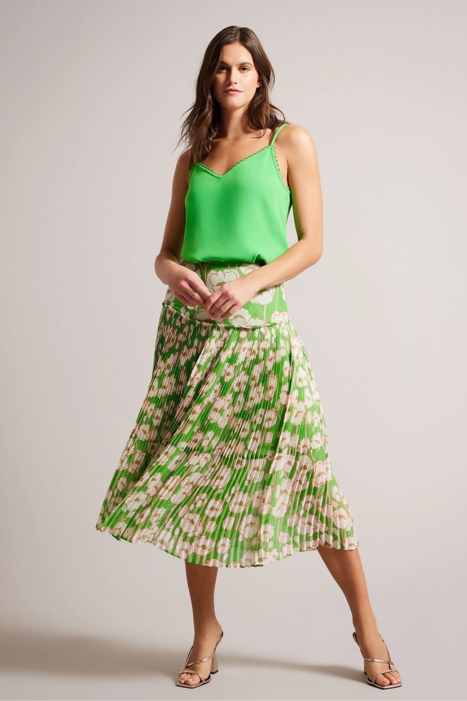 Ted Baker Green Maryin Printed Pleated Skirt 3 Ted Baker Green Maryin Printed Pleated Skirt
