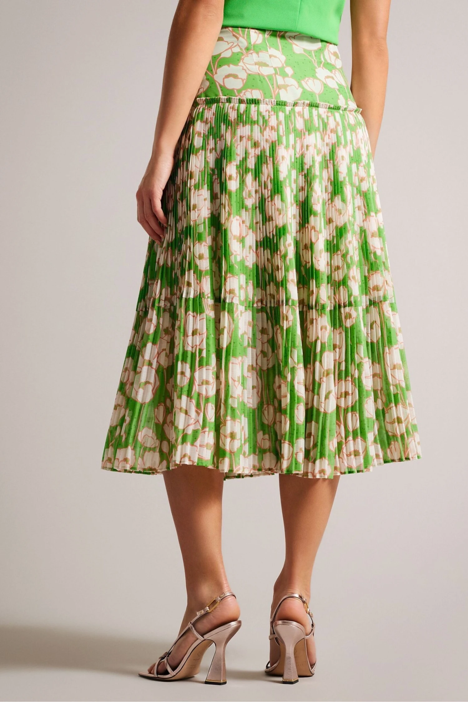 Ted Baker Green Maryin Printed Pleated Skirt 4 Ted Baker Green Maryin Printed Pleated Skirt - Image 2