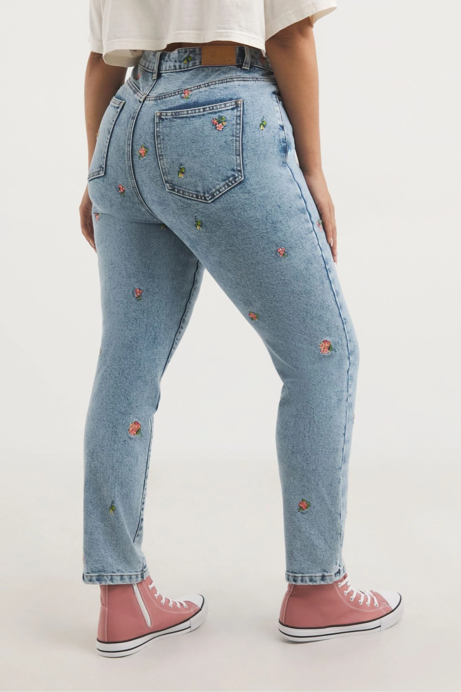 Simply Be Blue Light Wash Floral Embroidered Slim Mom Jeans 4 Simply Be Blue Light Wash Floral Embroidered Slim Mom Jeans - Image 2