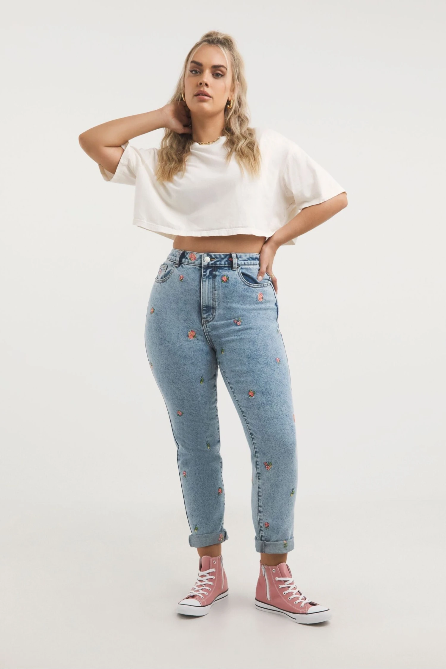 Simply Be Blue Light Wash Floral Embroidered Slim Mom Jeans 5 Simply Be Blue Light Wash Floral Embroidered Slim Mom Jeans - Image 3