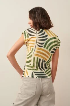 Next Ecru Tropical Print Plisse Notch Neck Top -Outlet Mode Zyra Store C08 149s4