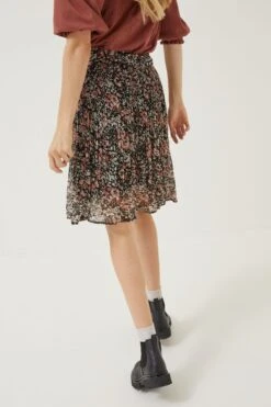 FatFace Kayleigh Blush Floral Black Skirt -Outlet Mode Zyra Store D57 592s3