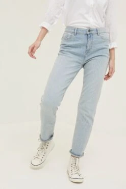 FatFace Blue Chesham Girlfriend Jeans 12 FatFace Blue Chesham Girlfriend Jeans -Outlet Mode Zyra Store D57 789s4