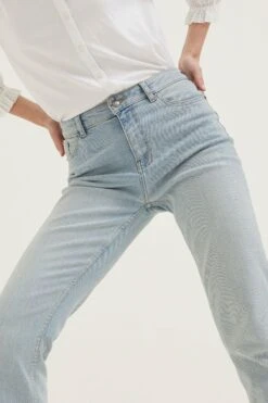 FatFace Blue Chesham Girlfriend Jeans 15 FatFace Blue Chesham Girlfriend Jeans -Outlet Mode Zyra Store D57 789s7