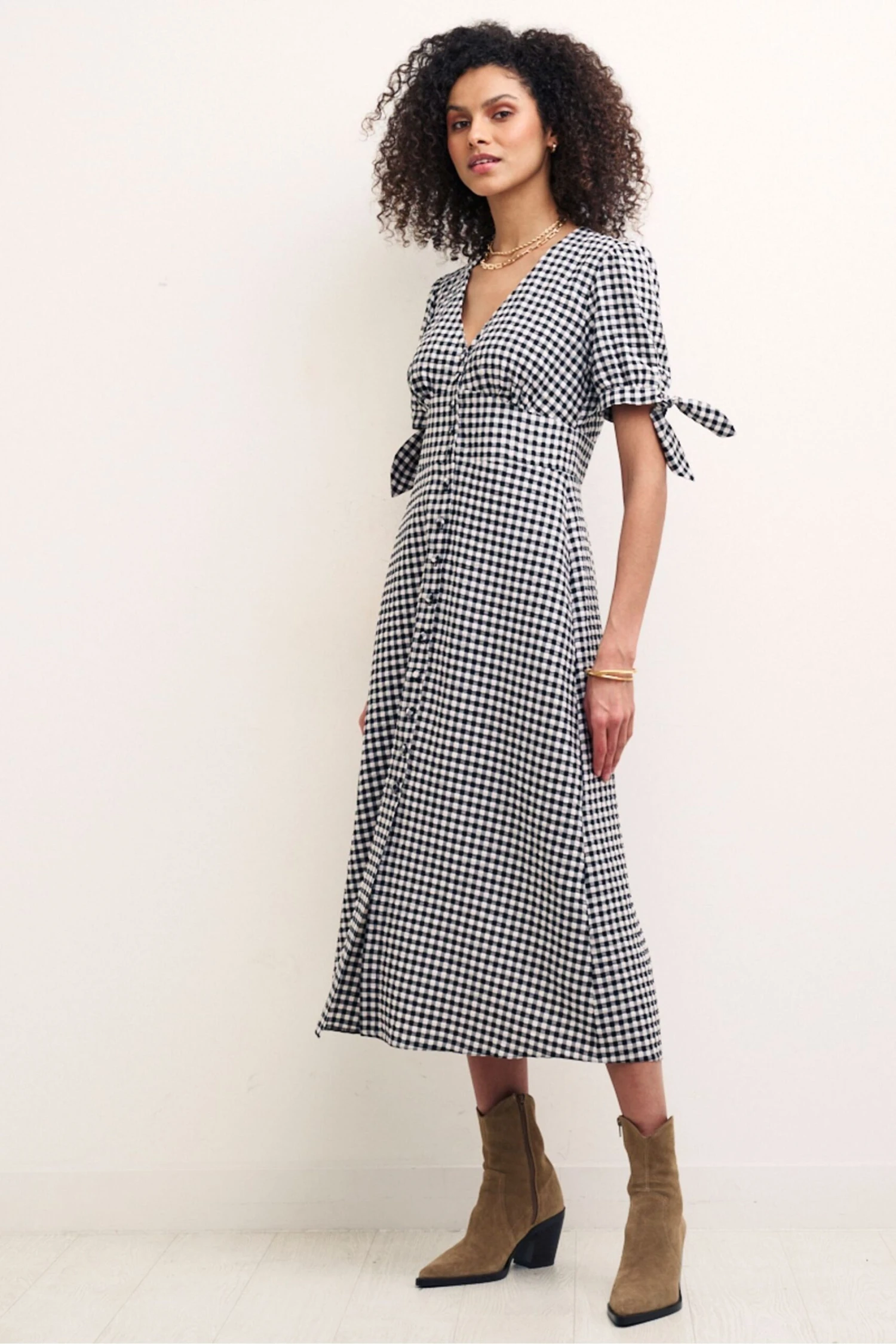 Nobody's Child Alexis Midi Black Dress 3 Nobody's Child Alexis Midi Black Dress