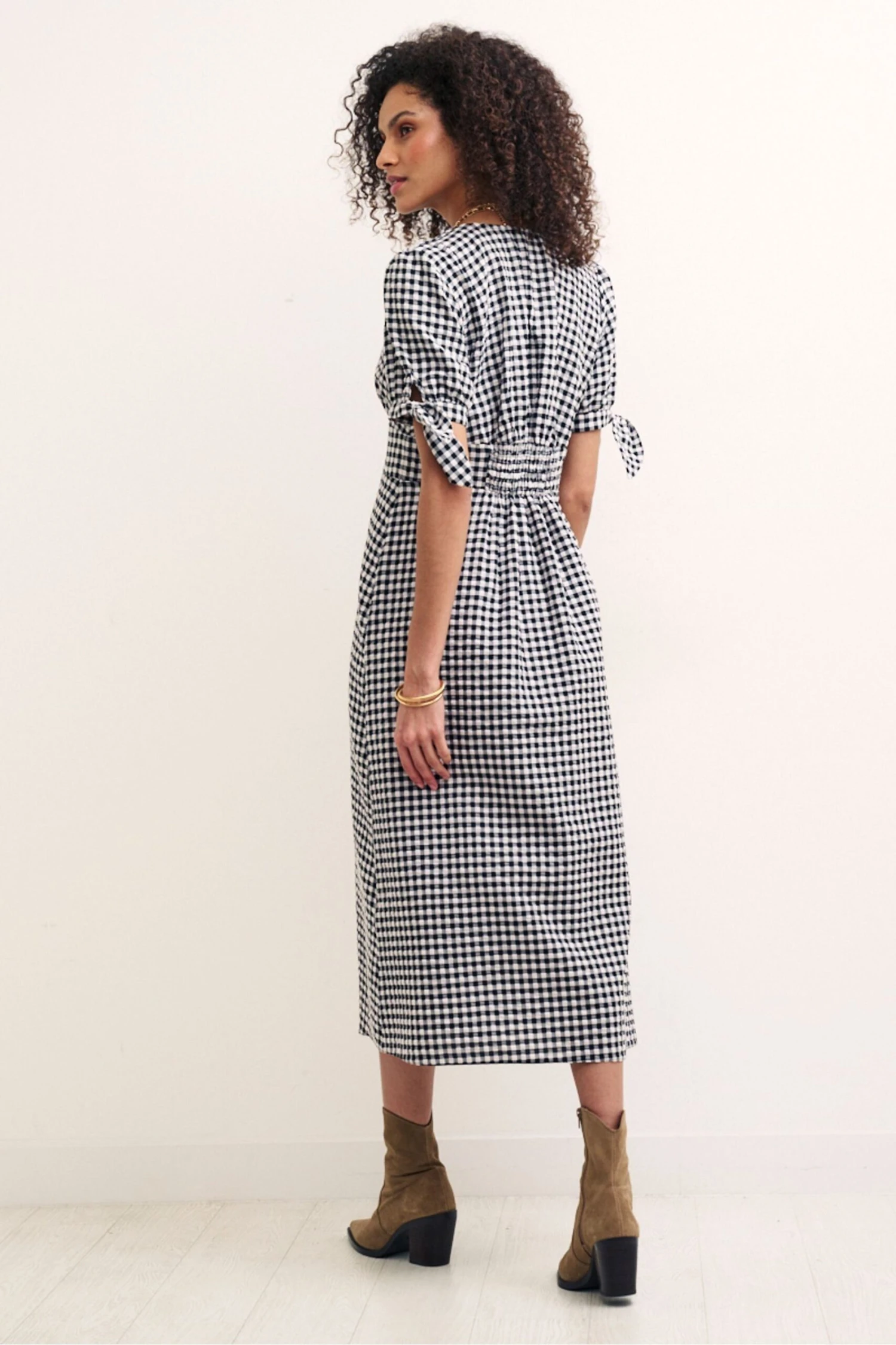 Nobody's Child Alexis Midi Black Dress 4 Nobody's Child Alexis Midi Black Dress - Image 2