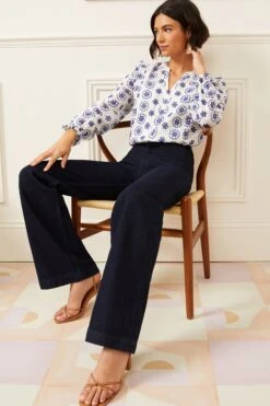 Love & Roses Contrast V Neck Broderie Blouse -Outlet Mode Zyra Store K34621s3