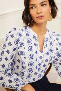 Love & Roses Contrast V Neck Broderie Blouse -Outlet Mode Zyra Store K34621s4