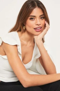 Lipsy V Neck Flutter Sleeve Knitted Top 9 Lipsy V Neck Flutter Sleeve Knitted Top -Outlet Mode Zyra Store K35401s4