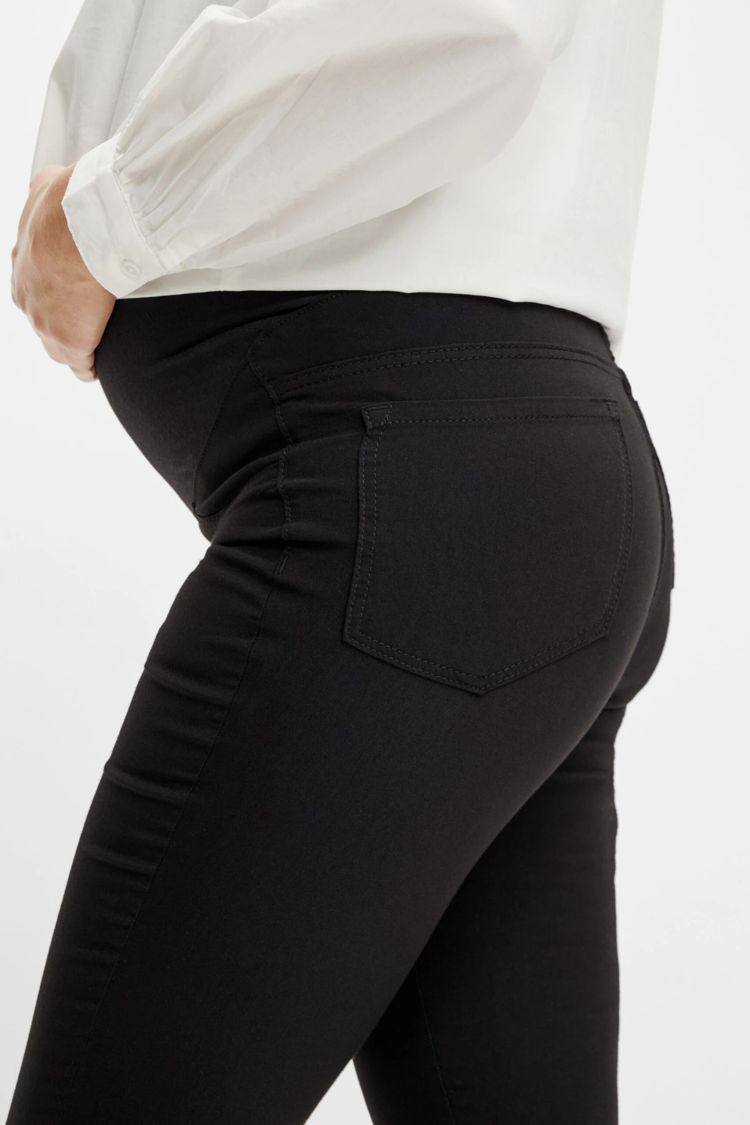 Mamalicious Slim Fit High Waist Over The Bump Maternity Jeggings 5 Mamalicious Slim Fit High Waist Over The Bump Maternity Jeggings - Image 3