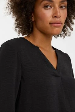 VERO MODA V Notch Neck Relaxed Blouse -Outlet Mode Zyra Store L52197s4