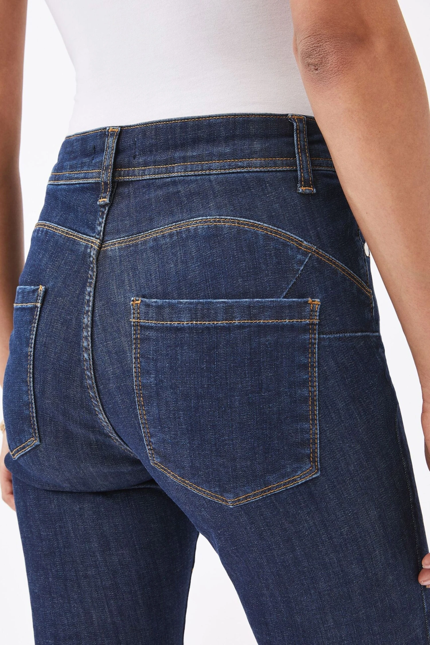 Lipsy High Waist Sculpt, Shape And Slim Skinny Jean 7 Lipsy High Waist Sculpt, Shape And Slim Skinny Jean - Image 5