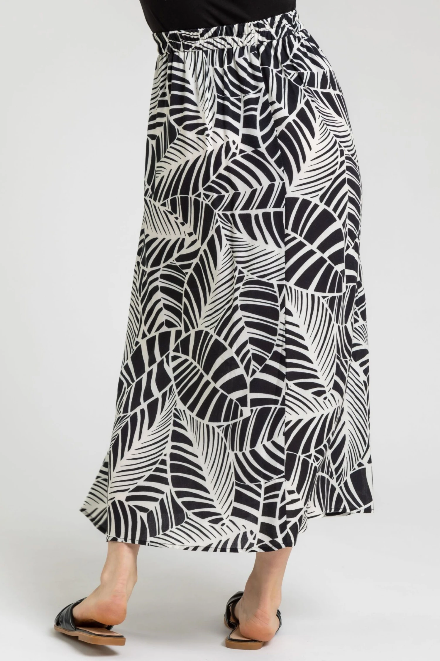 Roman Petite Floral Print A-Line Skirt 4 Roman Petite Floral Print A-Line Skirt - Image 2