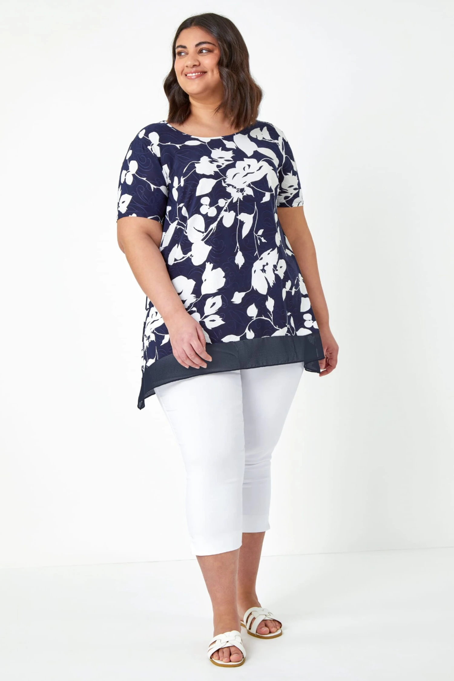 Roman Curve Floral Print Chiffon Hem Top 4 Roman Curve Floral Print Chiffon Hem Top - Image 2