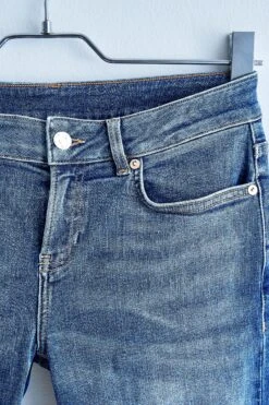 Own. Low Rise Skinny Jeans -Outlet Mode Zyra Store U48676s10